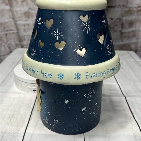 ✨ Evening Angels Gather Here Candle Holder – Angel & Hearts Cutout Luminary - Picture 4 of 12